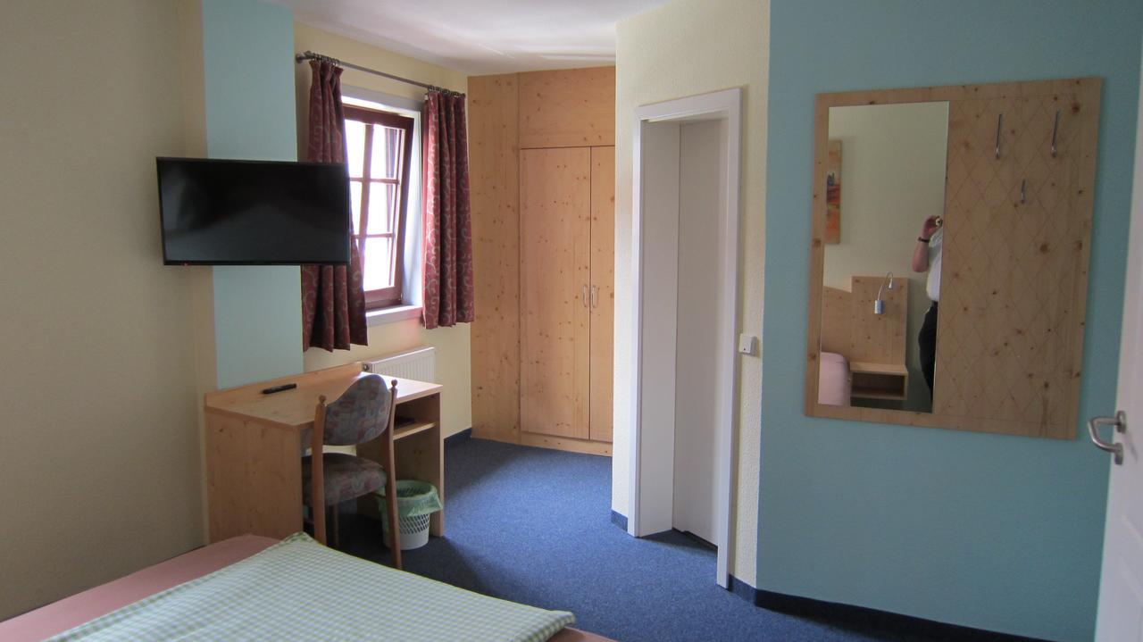 Hotel Zum Schwarzen Baer Hermsdorf  Eksteriør bilde